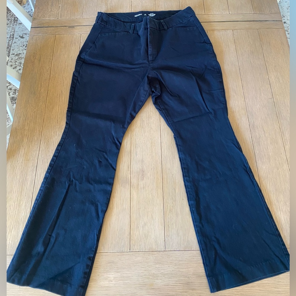 Black Old Navy Pixie flare